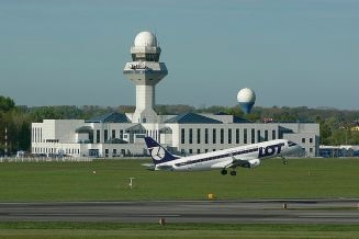 Аеропорт у Варшаві