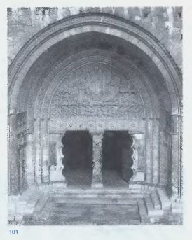 Перспективный портал. XII в. Церковь Сен-Пьер. Муассак