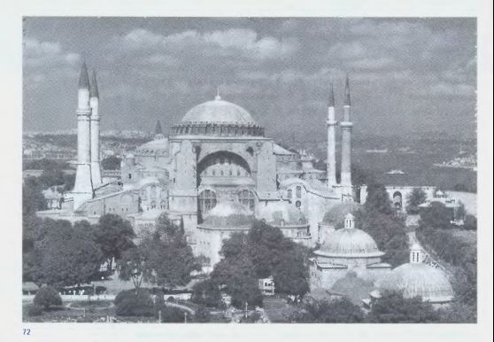 Собор Св. Софии Константинопольской. Вид е юга. VI в. Стамбул