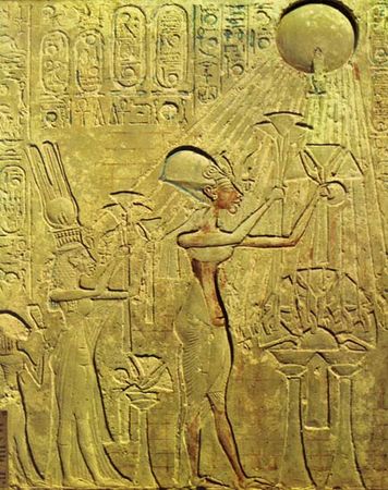 Сцены поклонения крокодилу с погребального папируса Та-ди-Мут, певца Амона. X в. до н.э.