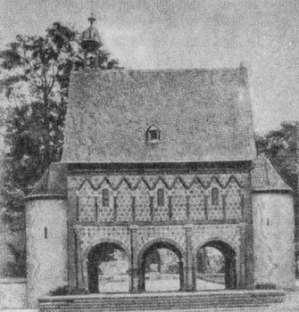 Ворота монастыря Лорш (Германия)