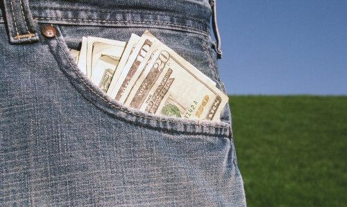 Money-In-Pocket anglis.jpg
