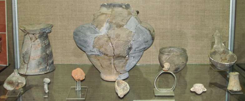 Артефакти знайдені на розкопках поселень трипільців